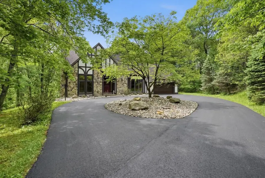 133 Old Quarry Dr, Clinton, PA 15026 - #2