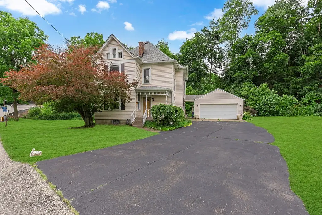 612 Adams Street, Rochester, PA 15074 - #1