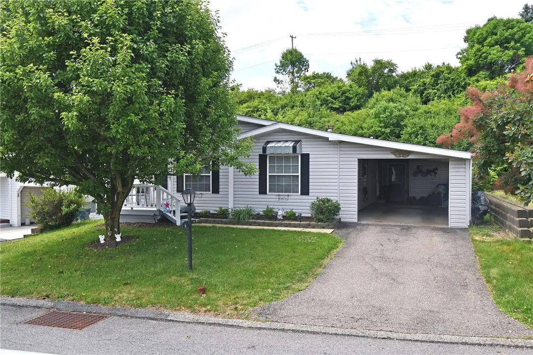 16 Northridge Cir, Carnegie, PA 15106 - #1