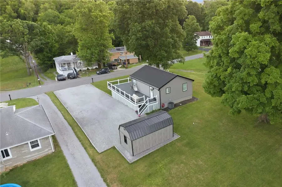 76 Meanor St, Imperial, PA 15126 - #3