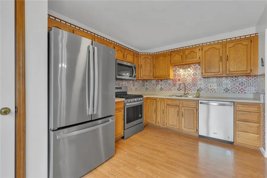 328 Brohios Dr., Monaca, PA 15061 - #3