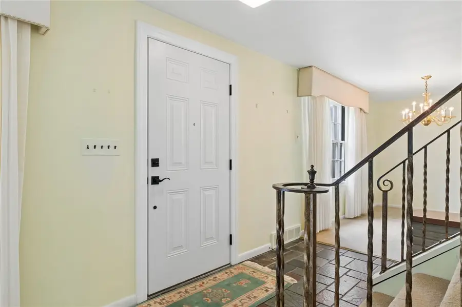 260 Cherry Lane, Irwin, PA 15642 - #2