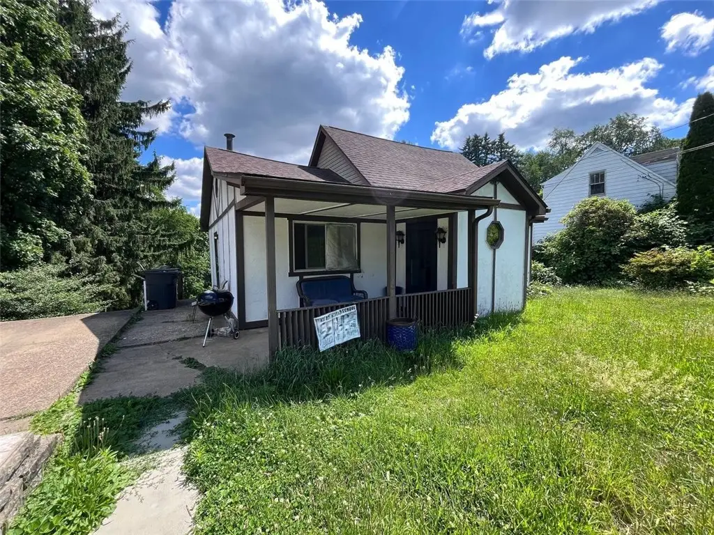 3128 Ridge Ave, Aliquippa, PA 15001 - #1