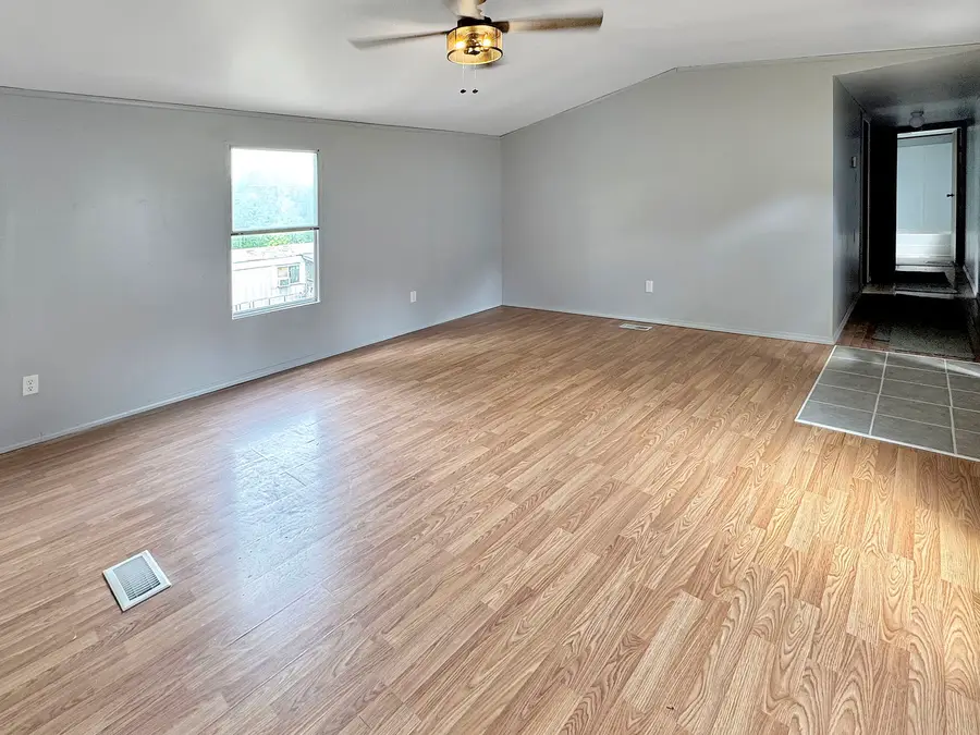 173 Jane Lane, Edinburg, PA 16116 - #3