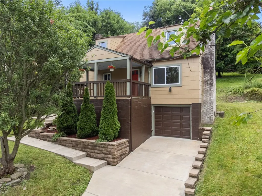2711 Homestead Duquesne Rd, West Mifflin, PA 15122 - #1