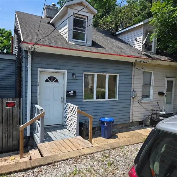 3015 Hartman St, Pittsburgh, PA 15212