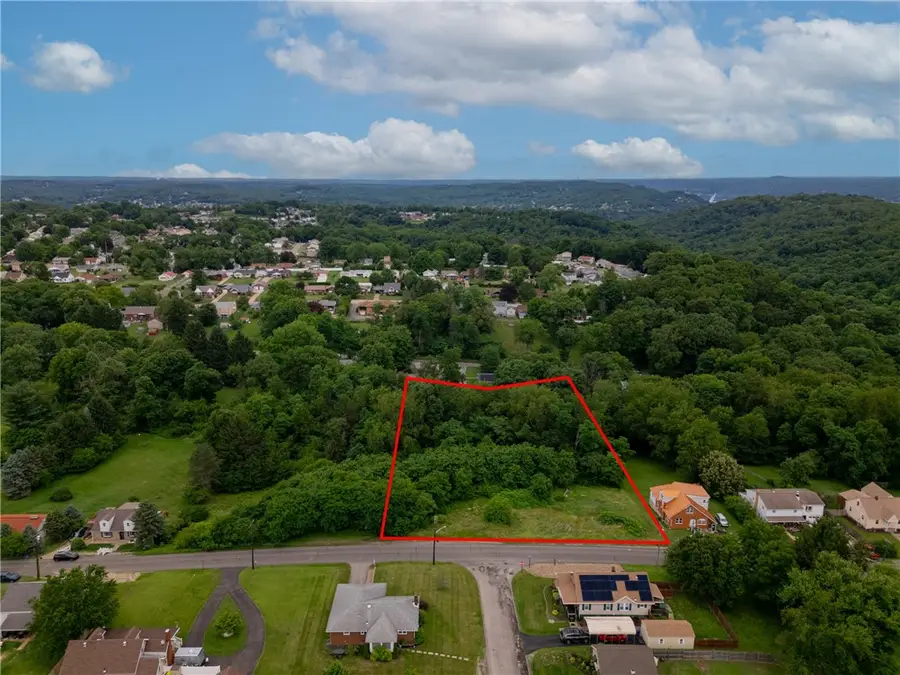 1222 Euclid Ave, Aliquippa, PA 15001 - #3