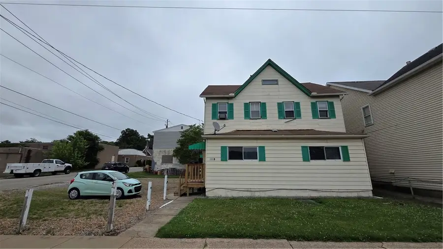 2038 Constitution Blvd, New Kensington, PA 15068 - #2