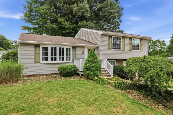 219 Maple Dr, Beaver, PA 15009
