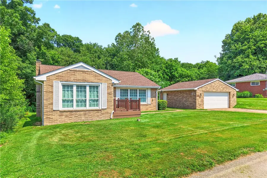 1820 Pierce St, Aliquippa, PA 15001 - #3