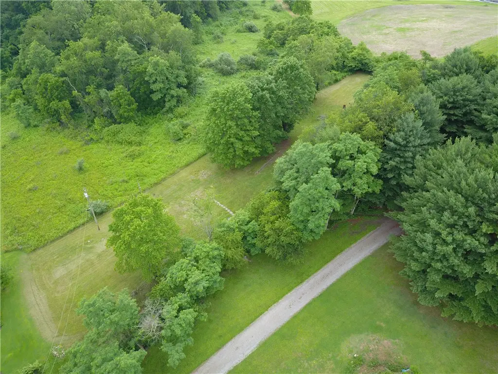 2041 Cemetery Road, New Alexandria, PA 15670 - #1