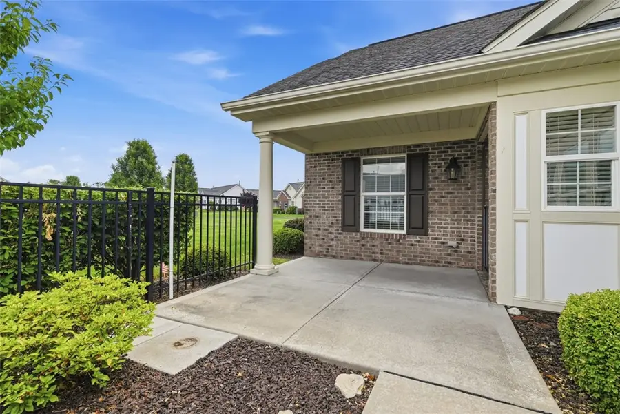 2192 Westview Cir, Harmony, PA 16037 - #3