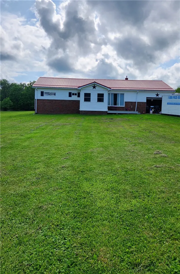 3033 Oneida Valley Rd, Hilliards, PA 16040 - #2