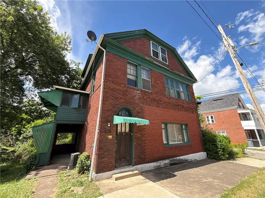601 6th St, Pitcairn, PA 15140 - #2