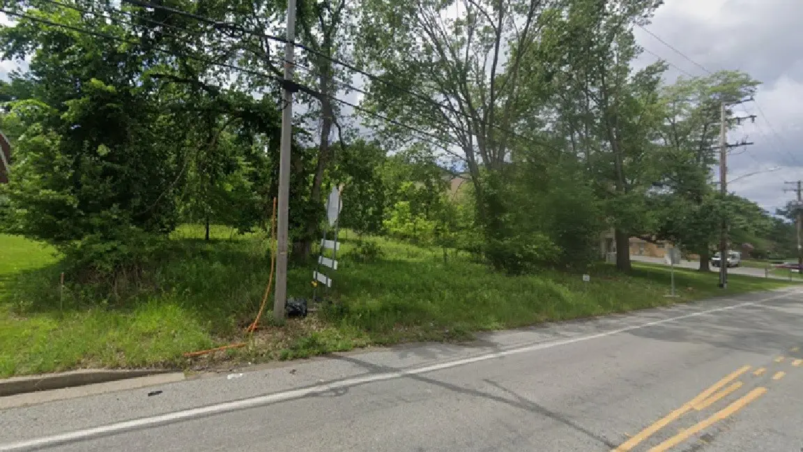 6014 Saltsburg Rd, Verona, PA 15147 - #1