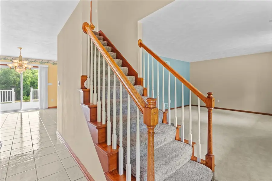 158 Sleepy Hollow Rd, Greensburg, PA 15601 - #2