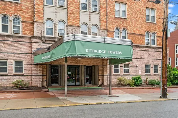 144 N Dithridge Street #809, Pittsburgh, PA 15213