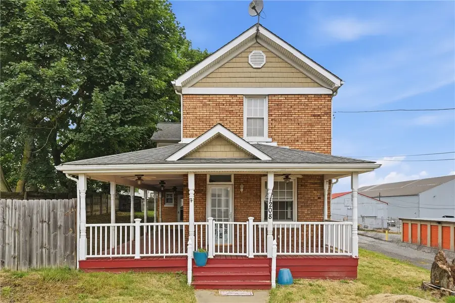 208 37th Street Ext, Beaver Falls, PA 15010 - #2