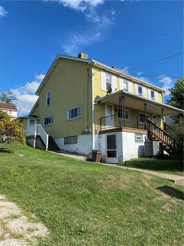 553 Steel Ave, Hannastown, PA 15635