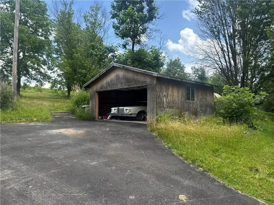 218 Hatfield, Smock, PA 15480 - #2