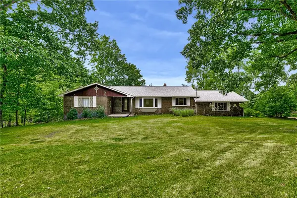 2194 Spangler Road, Hermitage, PA 16148