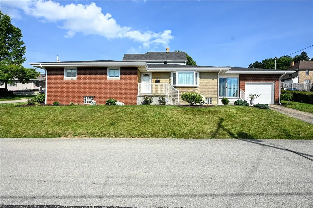 207 Vernon Street, Belle Vernon, PA 15012 - #1