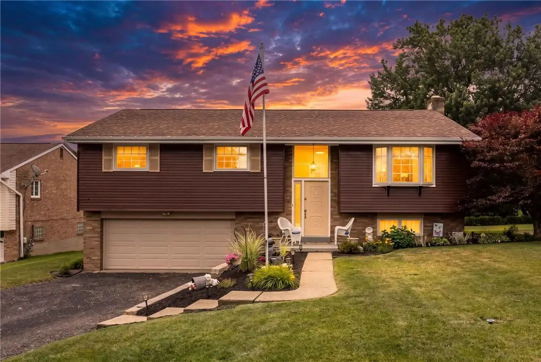 1016 Dana Dr, West Mifflin, PA 15122 - #1