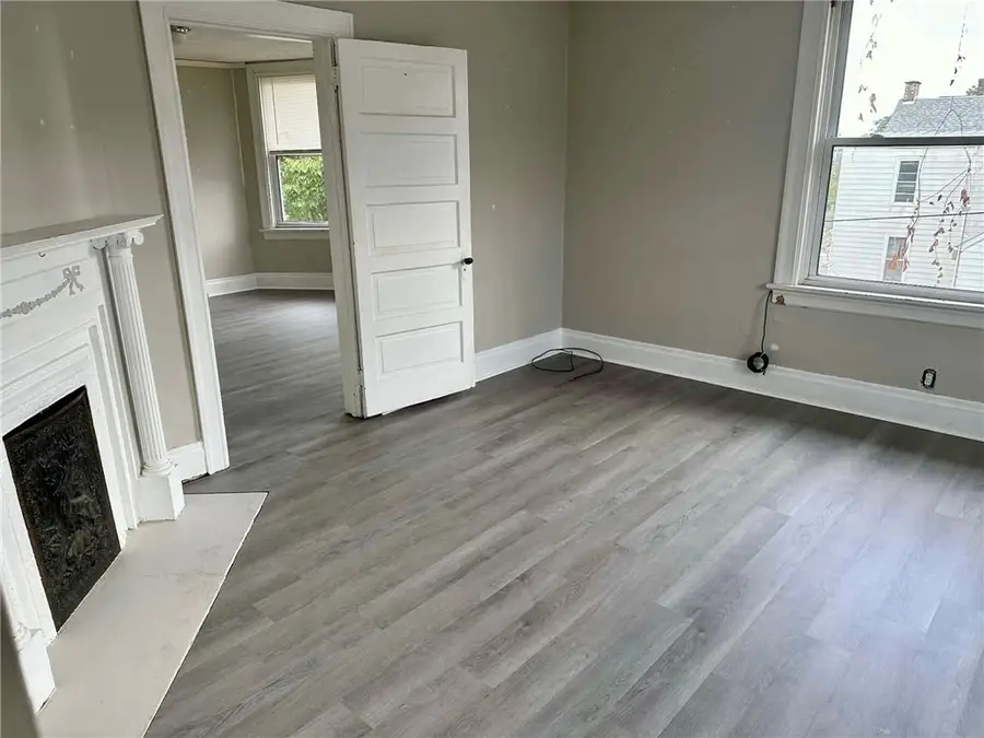 208 S Prospect St, Connellsville, PA 15425 - #3