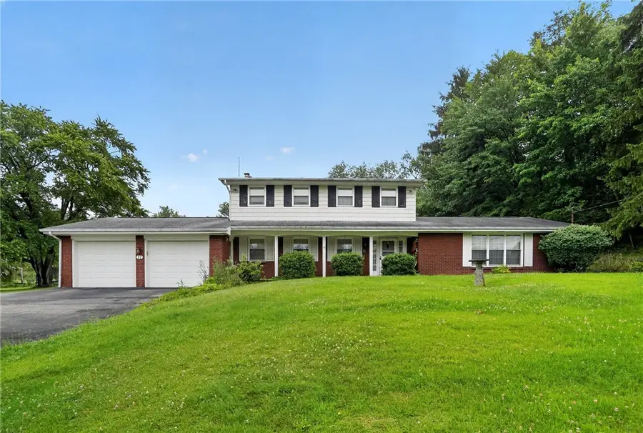 37 Millersdale Rd, Jeannette, PA 15644 - #2