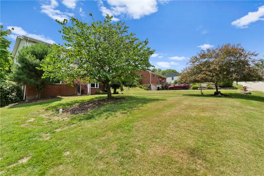 1558 Duncan Dr, Pittsburgh, PA 15237 - #3