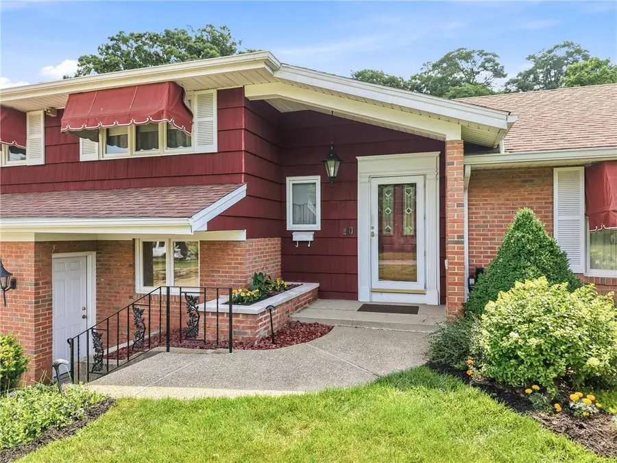 665 S 2nd St, Sharpsville, PA 16150 - #3