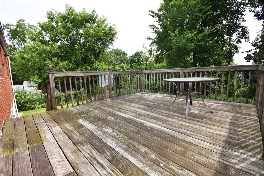 1031 Alquin St, McKeesport, PA 15133 - #3