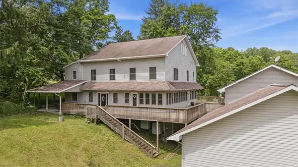 120 Brighton St, Beaver Falls, PA 15010