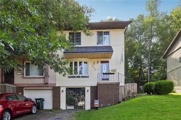 2746 Kingston Dr, Natrona Heights, PA 15065