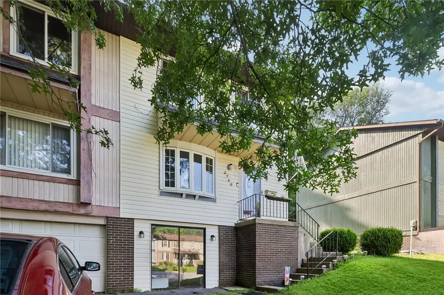 2746 Kingston Dr, Natrona Heights, PA 15065 - #2