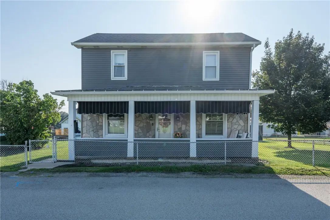 11 School St, Scottdale, PA 15683 - #1