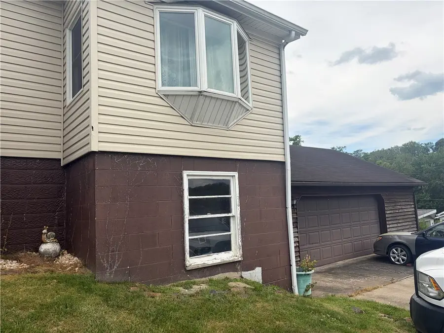 202 Broadway St, West Newton, PA 15089 - #3