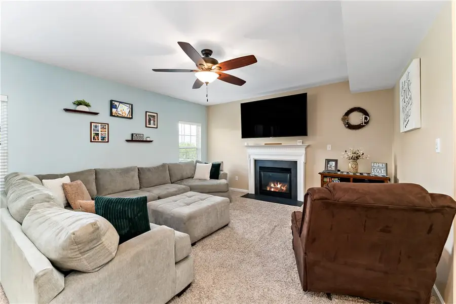 4018 Bentwood Dr, Canonsburg, PA 15317 - #3