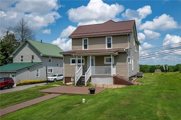 317 S Washington St, Eau Claire, PA 16030