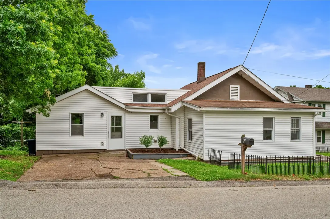 82 E Katherine Ave, Washington, PA 15301 - #1