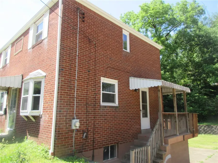 110 Logan Rd, Bethel Park, PA 15102 - #2