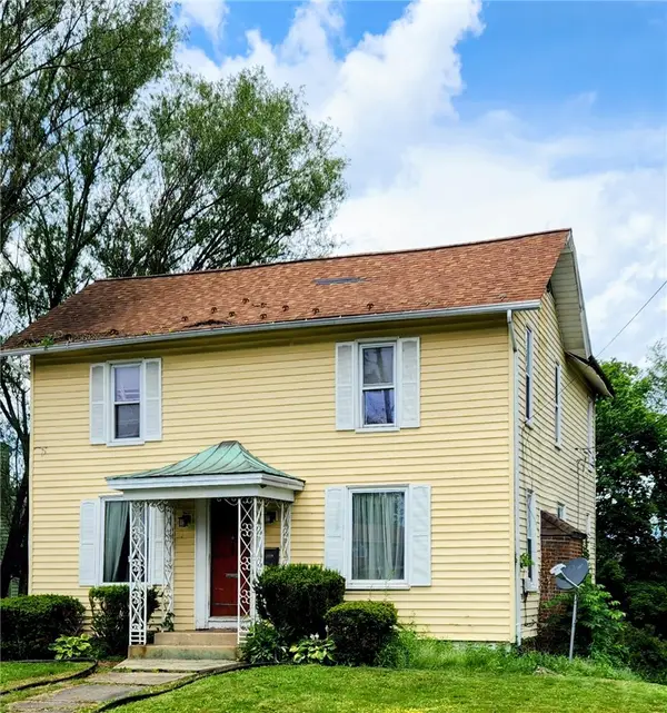 337 Jackson St, Grove City, PA 16127