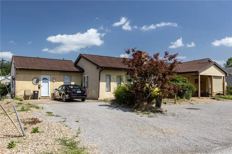 3700 49th Street, New Brighton, PA 15066 - #2