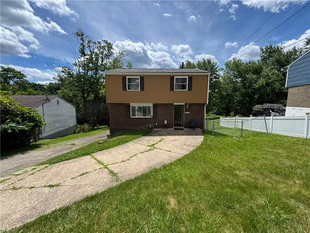 7980 Aber Rd, Verona, PA 15147 - #1