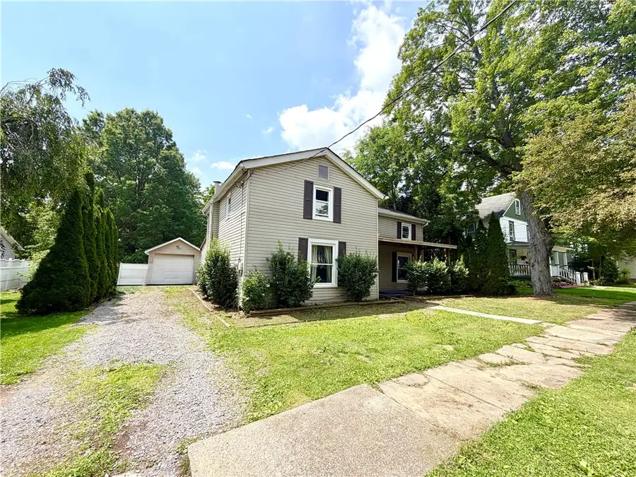 240 E Beaver St, Mercer, PA 16137 - #2