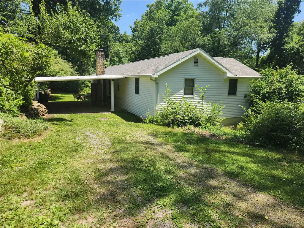223 S Benbrook Rd, Butler, PA 16001 - #1