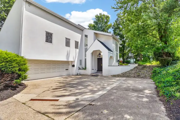951 Academy Place, Pittsburgh, PA 15243