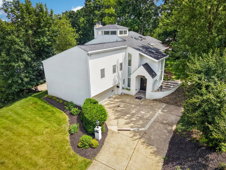 951 Academy Place, Pittsburgh, PA 15243 - #2