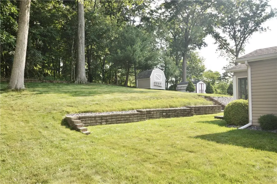 214 Wessex Hills Drive, Carnot Moon, PA 15108 - #2