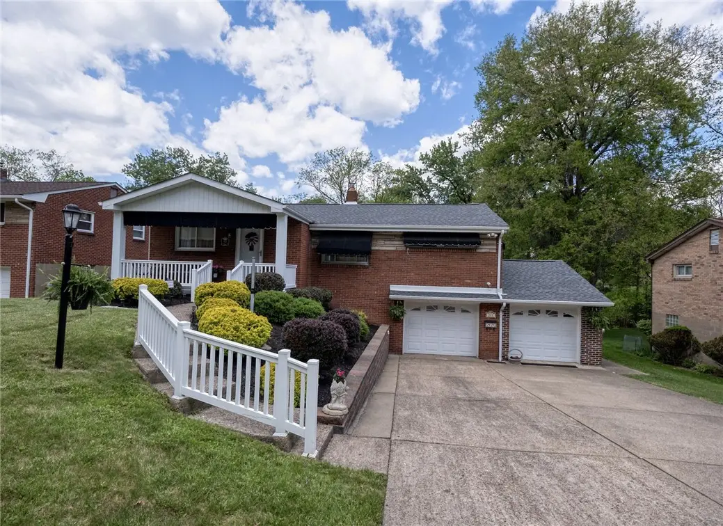 422 Woodrift Ln, Pittsburgh, PA 15236 - #1